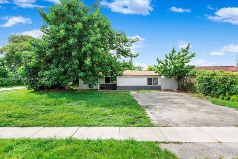 1698 NE 176th Street North Miami Beach FL 33162