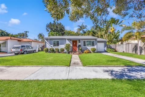 810 S 24th Avenue Hollywood FL 33020