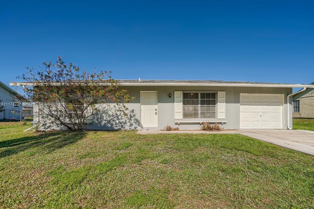 325 NW Fairfax Avenue Port St. Lucie FL 34983
