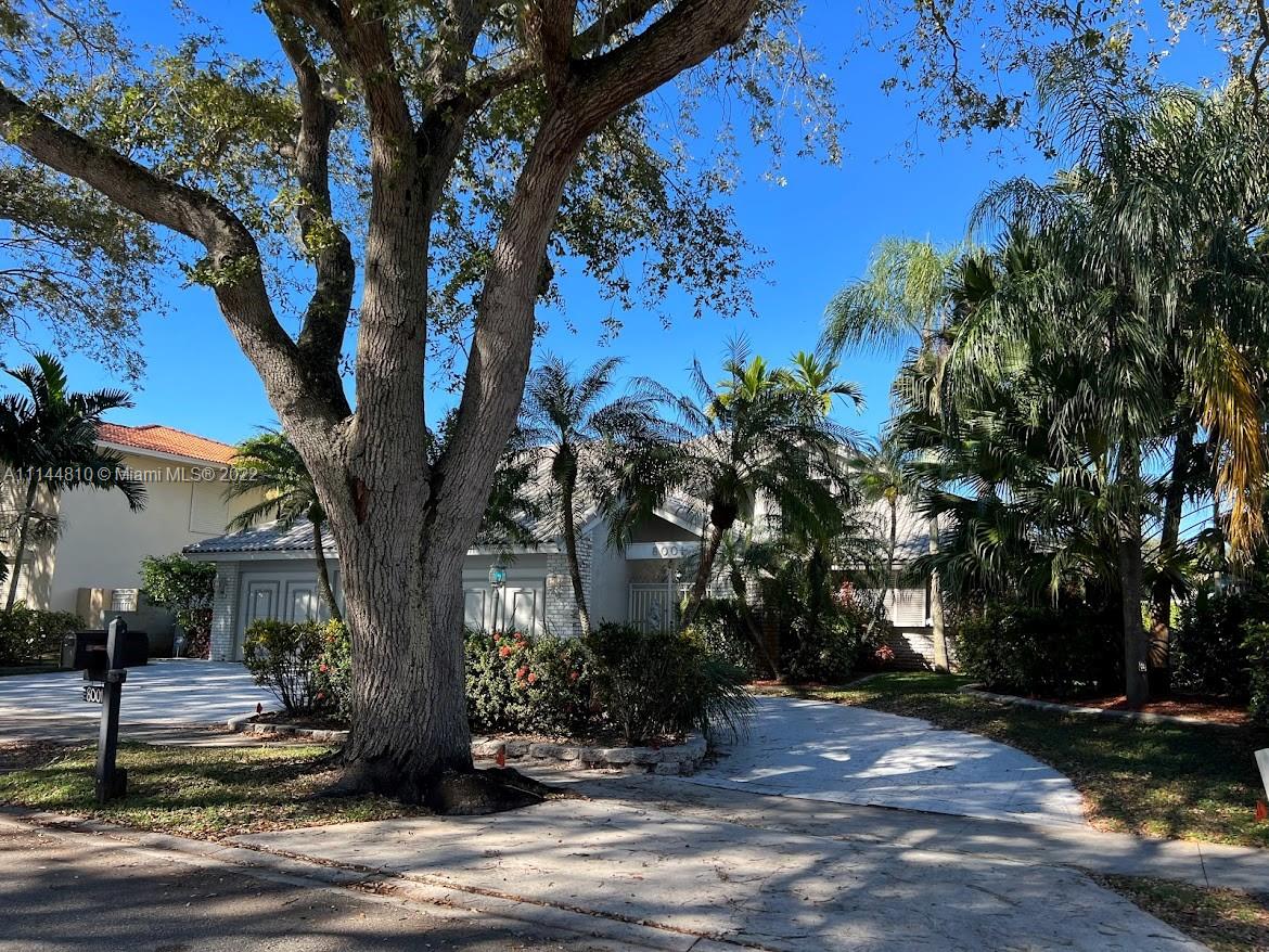 8001 NW 166th Street Miami Lakes FL 33016