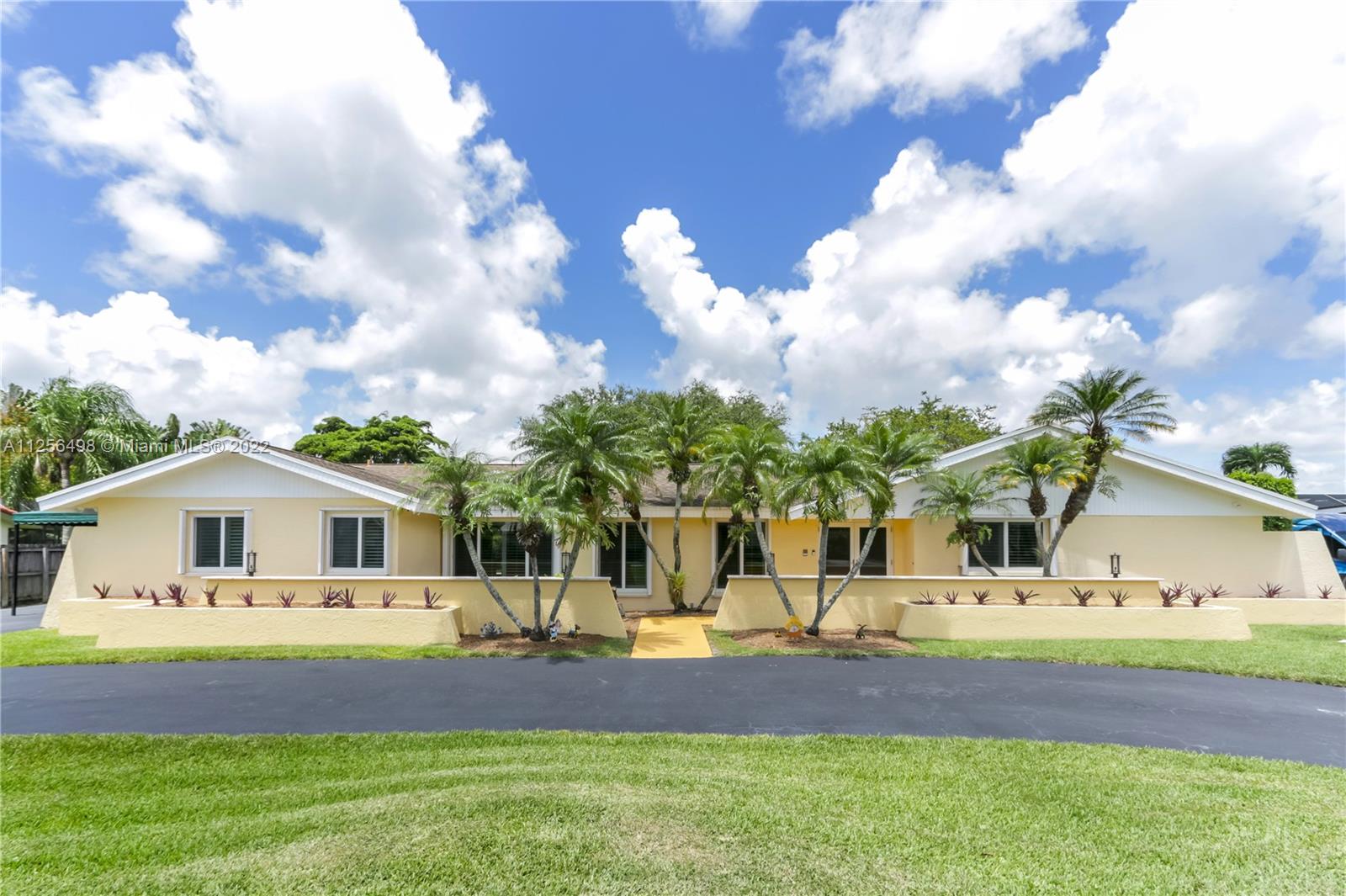 13826 SW 102nd Court Miami FL 33176