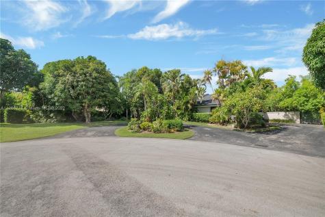 15734 SW 82nd Court Palmetto Bay FL 33157