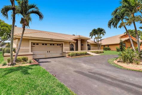 5302 NW 87th Way Coral Springs FL 33067