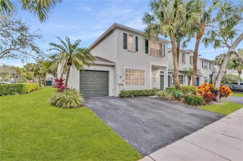 6012 Lombard Court Tamarac FL 33321