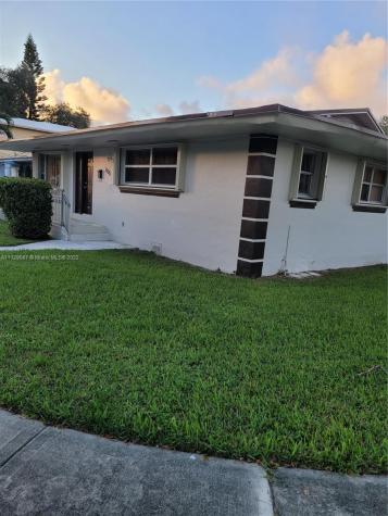805 NW 50th Street Miami FL 33127