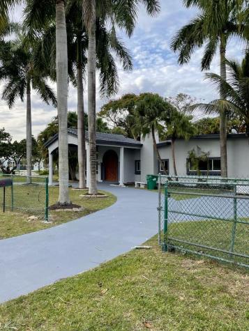7885 SW 117th Street Pinecrest FL 33156