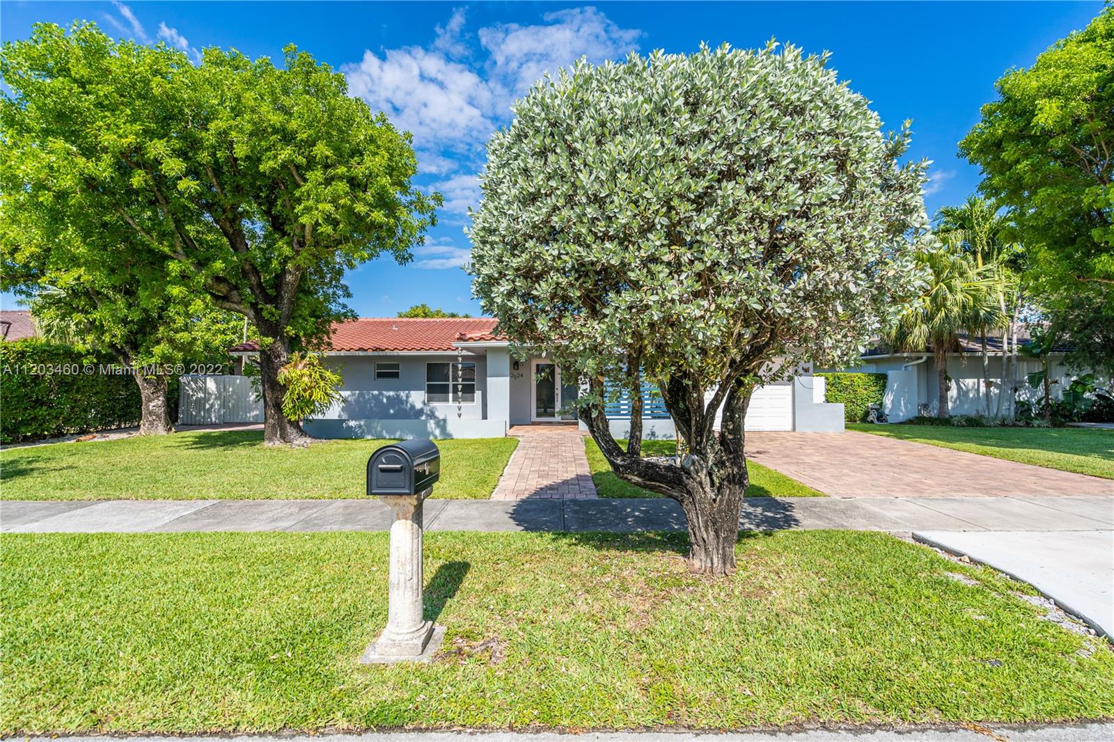 2524 SW 125th Court Miami FL 33175