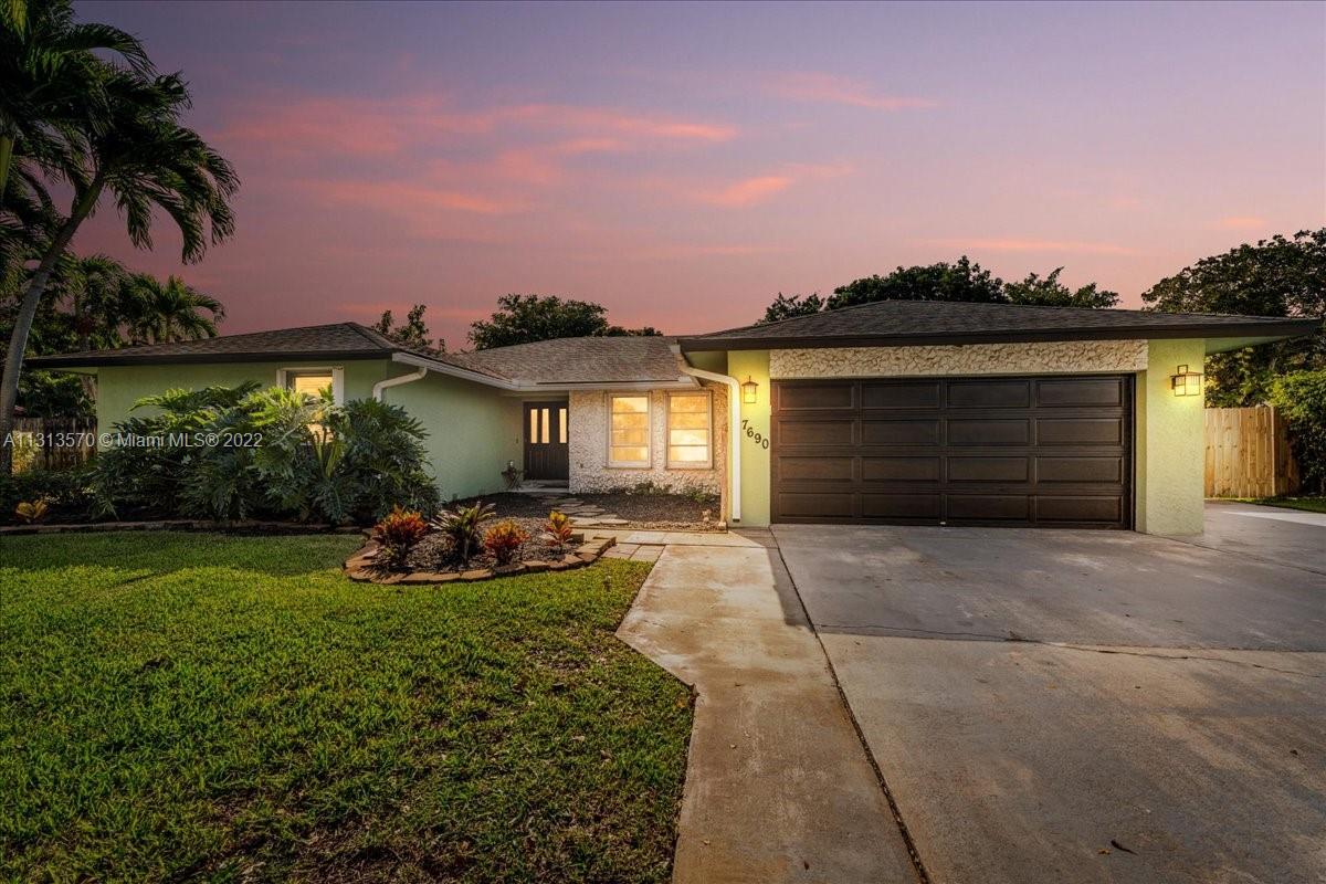 7690 Plantation Road Plantation FL 33324