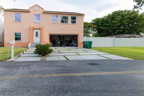 12142 SW 271st Terrace Homestead FL 33032