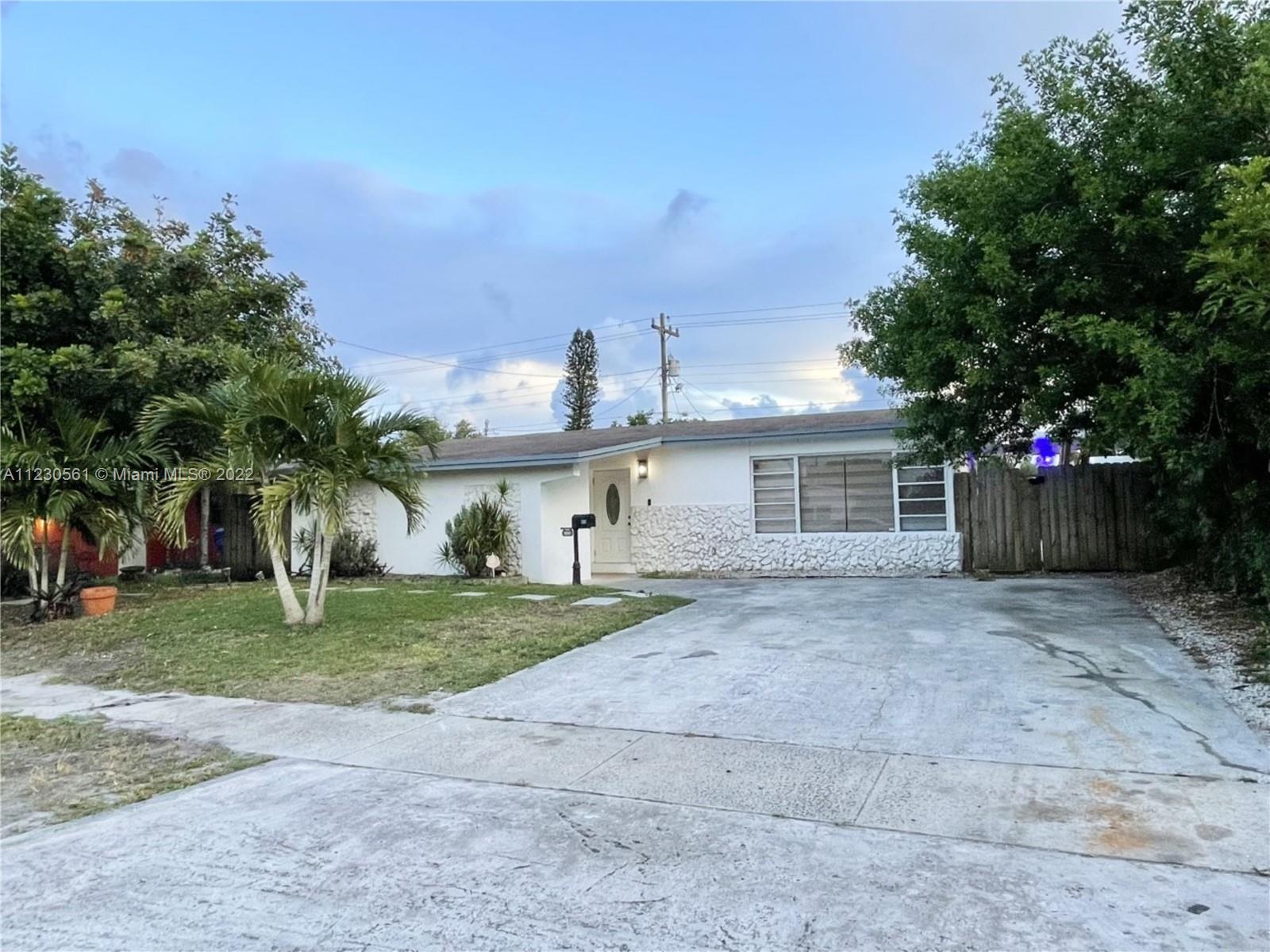 6458 Evans Street Hollywood FL 33024