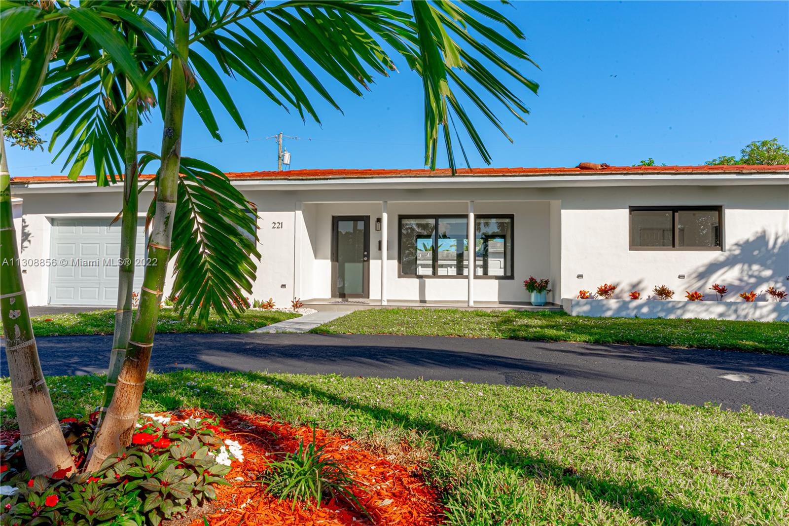 221 SE 2nd Court Hallandale Beach FL 33009