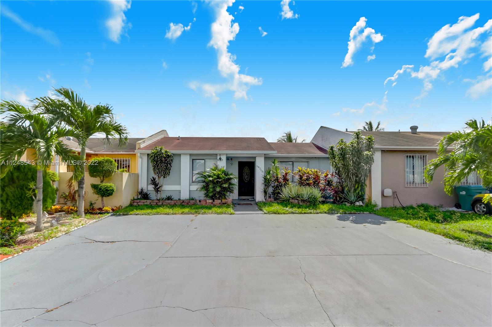 19715 NW 52nd Place Miami Gardens FL 33055
