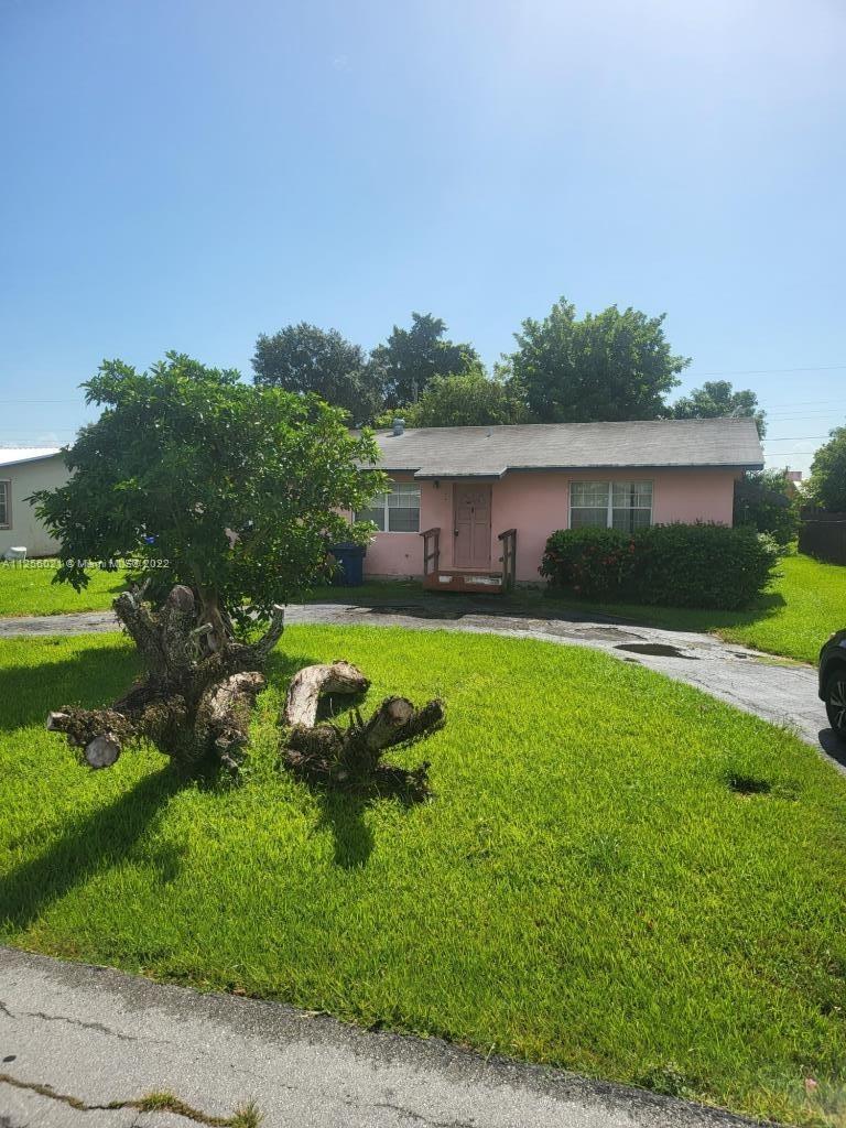 961 SE 2nd Street Belle Glade FL 33430