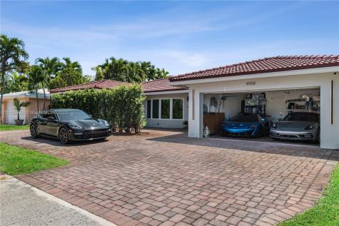 4958 Sarazen Drive Hollywood FL 33021