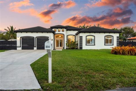 32243 SW 205th Avenue Homestead FL 33030