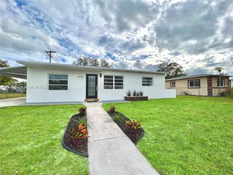 4130 SW 38th Street West Park FL 33023