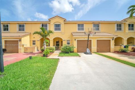 16877 SW 1st Place Pembroke Pines FL 33027