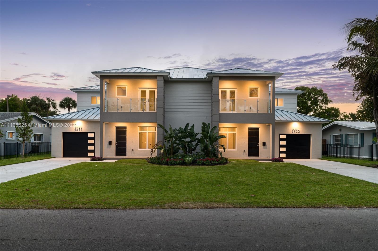 2431-2433 NE 20th Avenue Lighthouse Point FL 33064