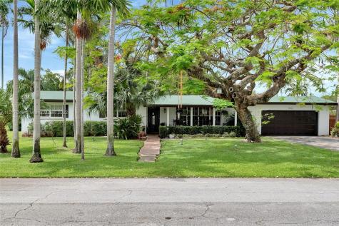 8360 SW 157th Street Palmetto Bay FL 33157