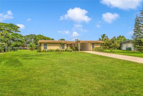 6600 NW 71st Avenue Tamarac FL 33321