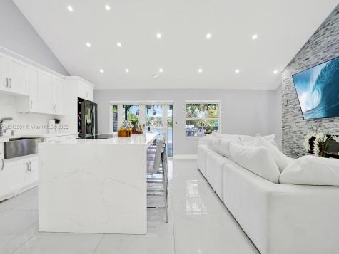 6511 SW 132nd Court Circle Miami FL 33183