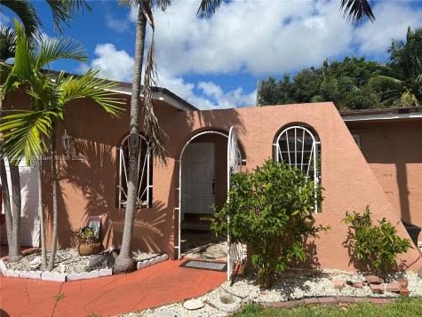 16664 SW 93rd Court Palmetto Bay FL 33157