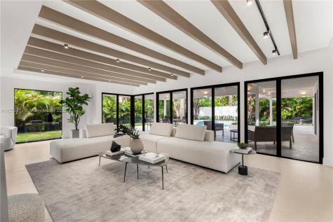 4095 Battersea Road Miami FL 33133