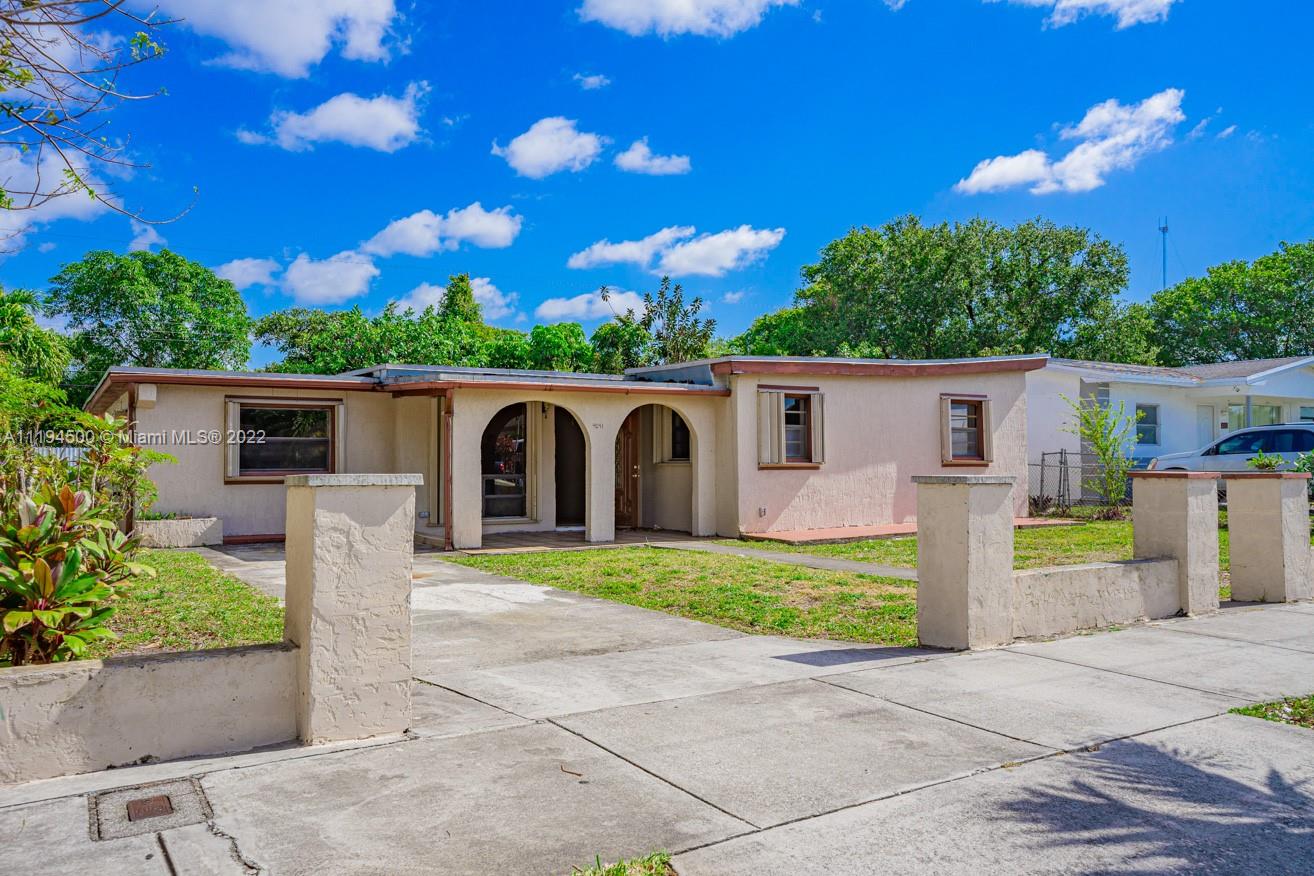 4241 SW 27th Street West Park FL 33023