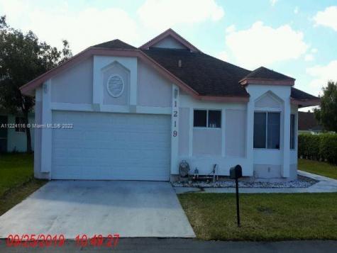 1219 Scioto Road North Lauderdale FL 33068