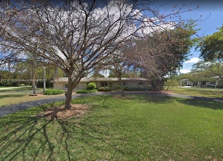 11001 SW 65th Avenue Pinecrest FL 33156