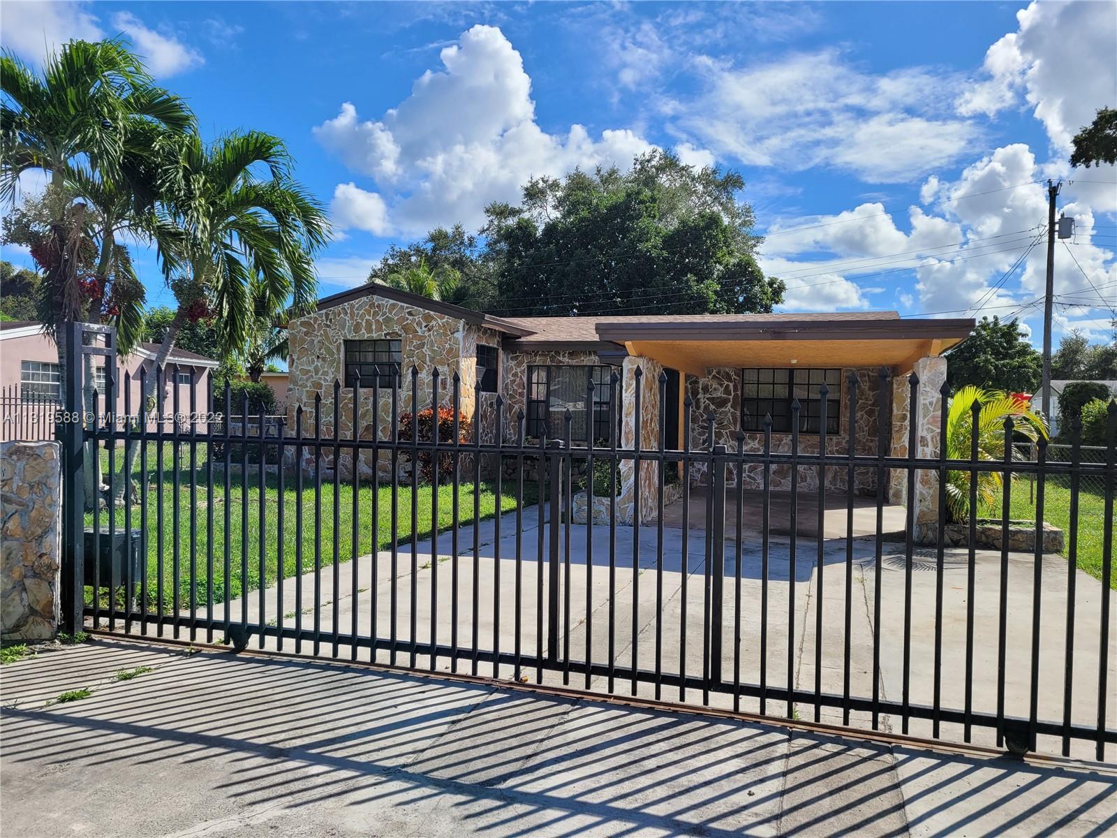 2880 NW 168th Terrace Miami Gardens FL 33056