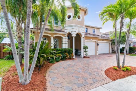 20415 SW 89th Avenue Cutler Bay FL 33189