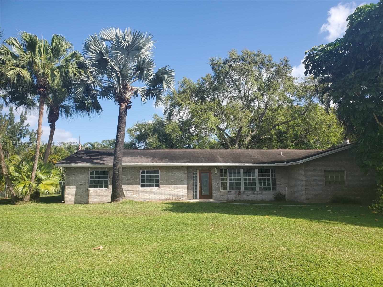 11351 SW 1st Street Plantation FL 33325