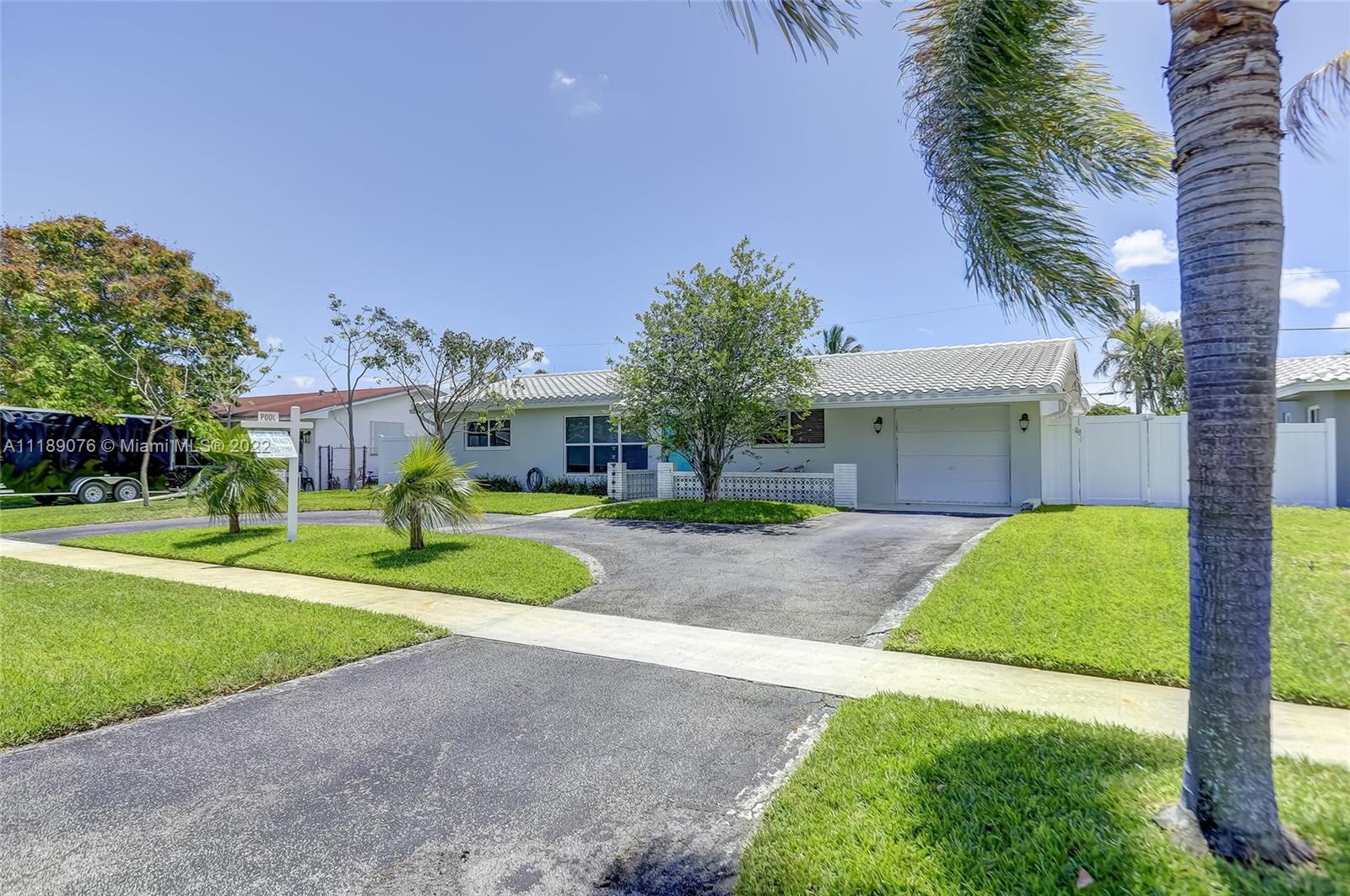 4300 Mckinley Street Hollywood FL 33021