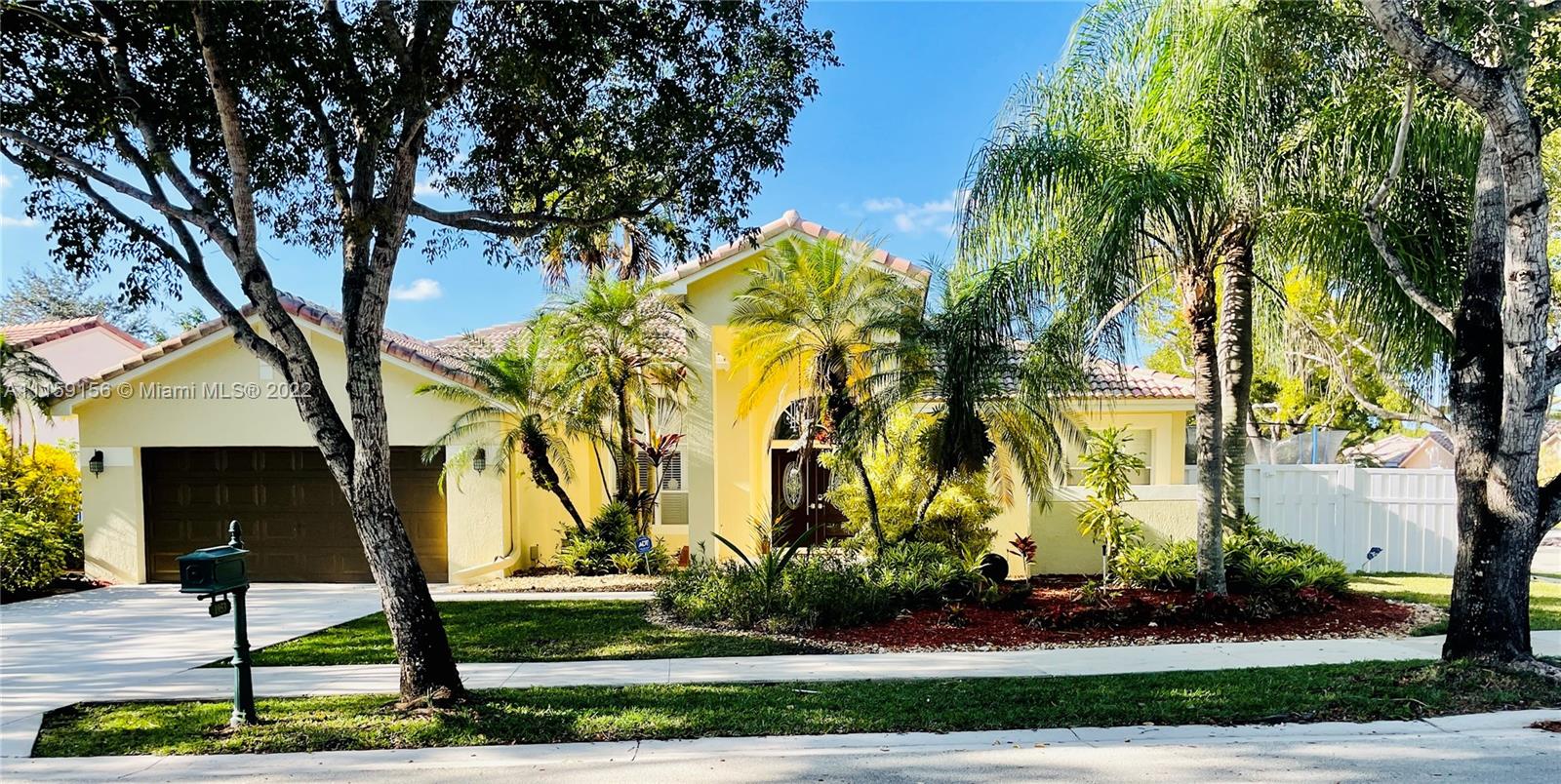 1953 S Landing Way Weston FL 33326