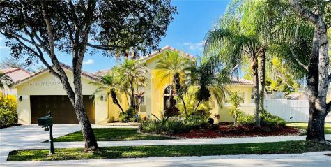 1953 S Landing Way Weston FL 33326
