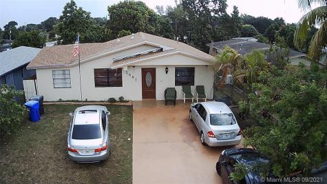 5681 SW 36th Court West Park FL 33023