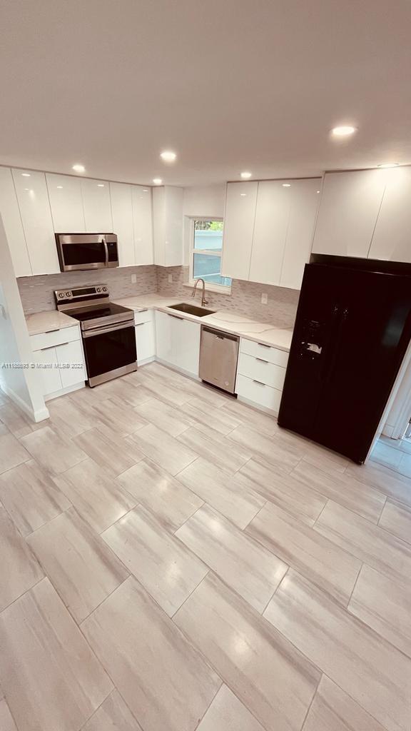 7690 NW 12th Street Pembroke Pines FL 33024