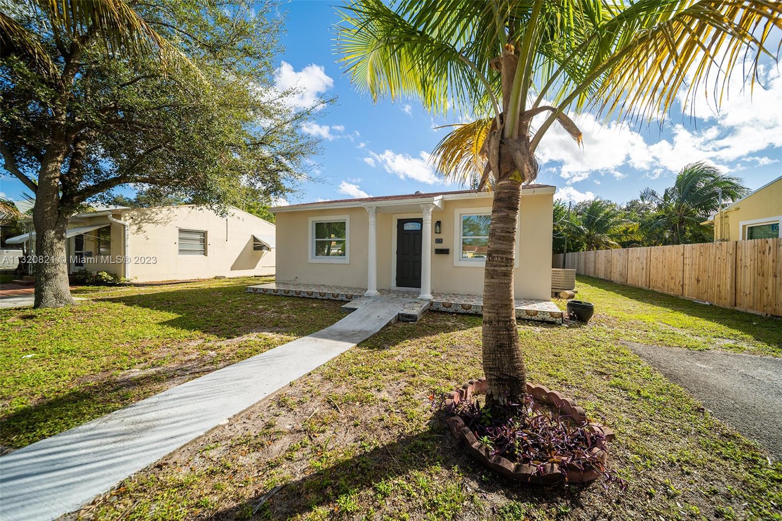 2710 Fillmore Street Hollywood FL 33020