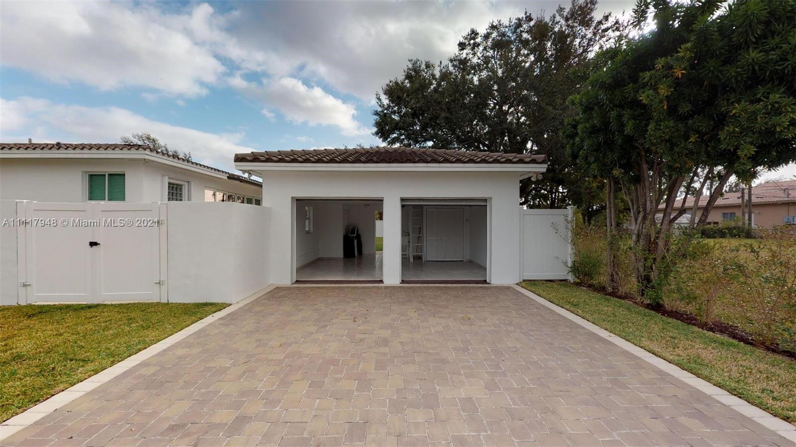 9898 SW 32nd Street Miami FL 33165