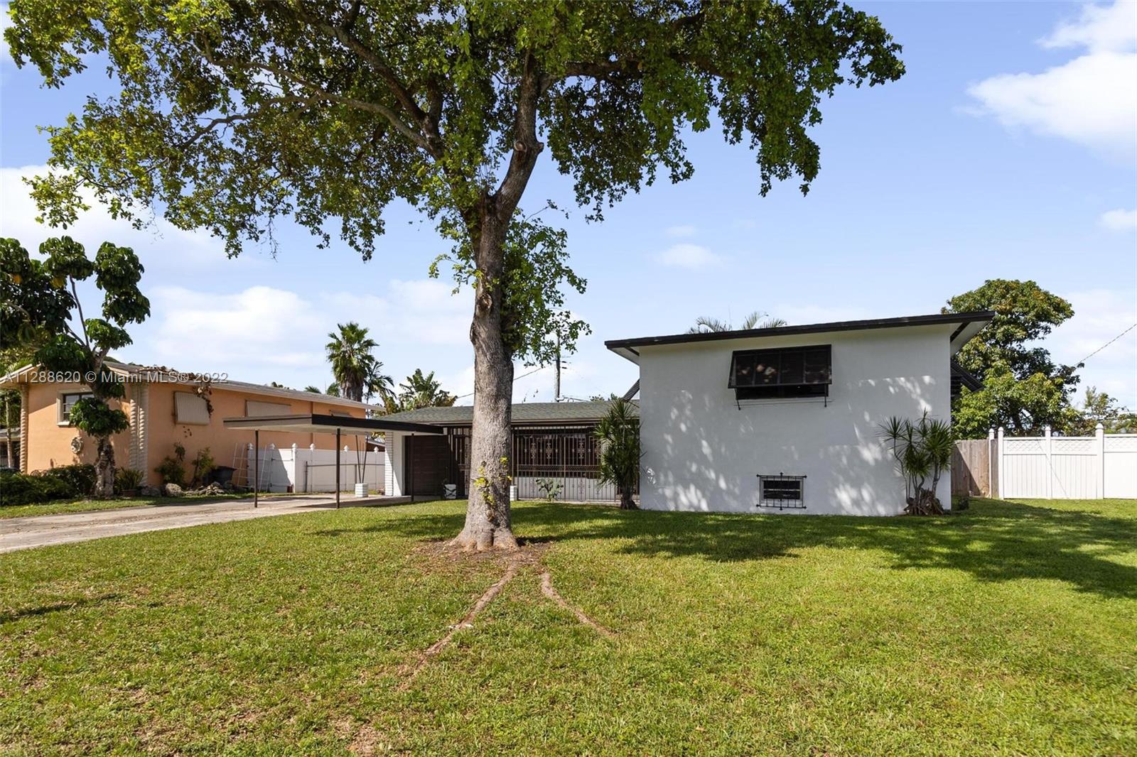 1215 NE 200th Terrace Miami FL 33179