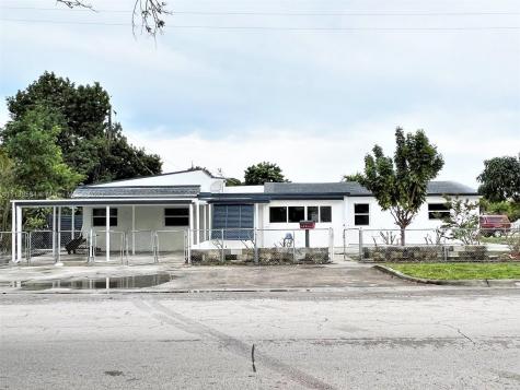 17011 N Miami Avenue North Miami Beach FL 33169