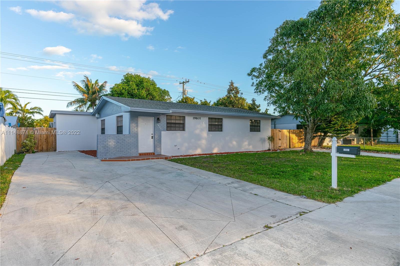 19801 SW 117th Avenue Miami FL 33177