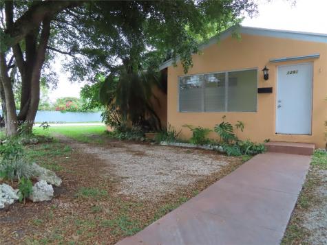 1291 NW 1st Avenue Homestead FL 33030