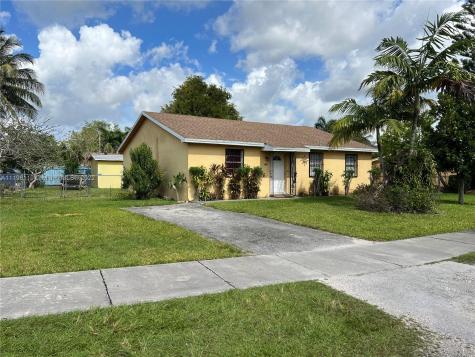 64 SW 17th Avenue Homestead FL 33030