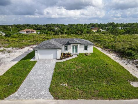 2811 55th Street W Lehigh Acres FL 33971