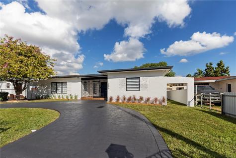3045 NW 17th Street Miami FL 33125