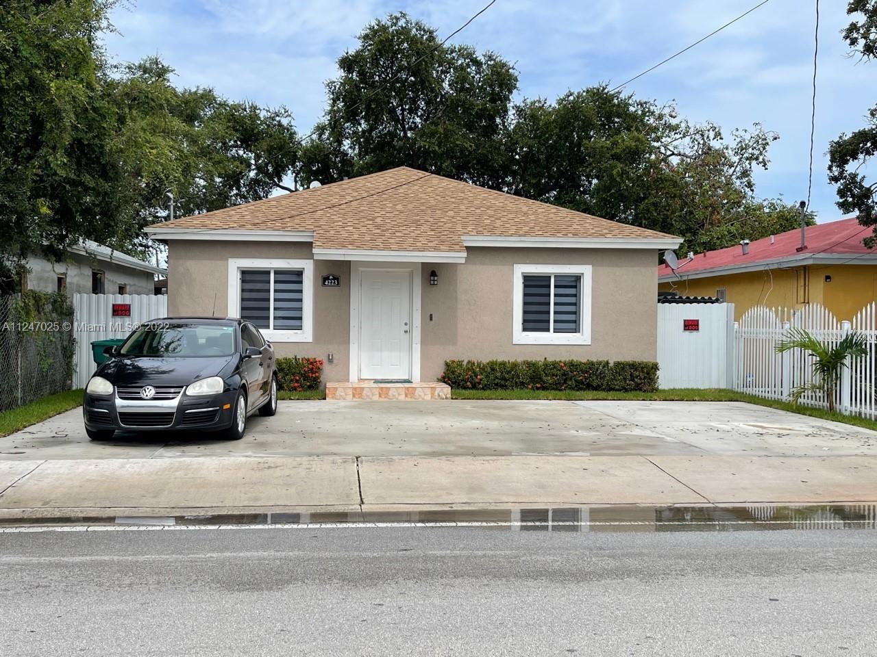 4223 NW 32nd Avenue Miami FL 33142