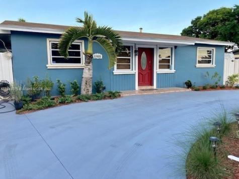 19801 SW 116th Avenue Miami FL 33157