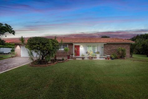 12411 SW 12th Street Davie FL 33325